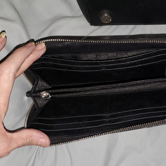 💥SOLD💥 Michael Kors Selma Bag & Waller - Picture 9 of 14